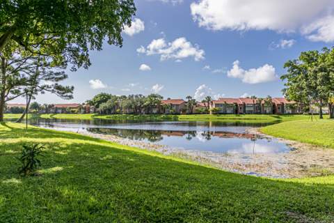437 SW Natura Avenue #F, Deerfield Beach FL - photo 18 of 26