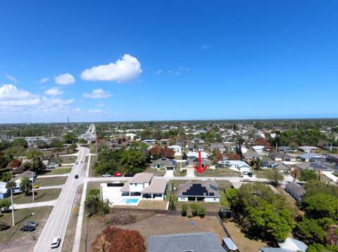 294 SW Statler Avenue, Port St. Lucie FL - photo 10 of 72