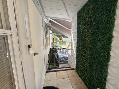128 Havenwood Drive, Pompano Beach FL - photo 7 of 43
