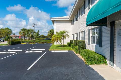 299 SW 7th Street #106, Boca Raton FL - photo 21 of 25