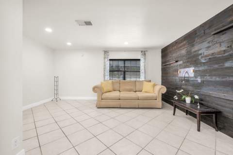 299 SW 7th Street #106, Boca Raton FL - photo 8 of 25