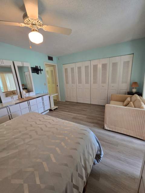 1010 Berkshire A, Deerfield Beach FL - photo 9 of 34
