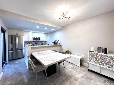1008 10th Way, West Palm Beach FL - photo 10 of 31