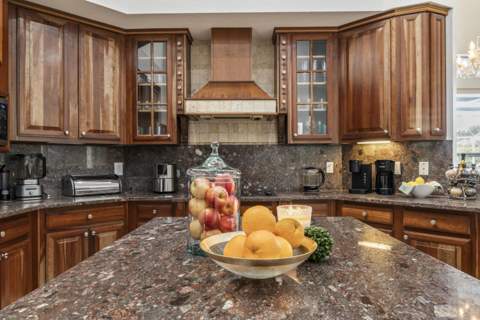 2296 Greenview Cove Drive, Wellington FL - photo 18 of 62