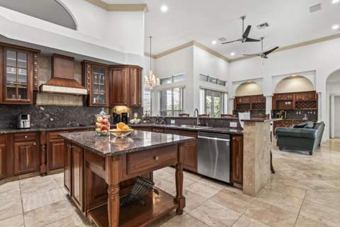 2296 Greenview Cove Drive, Wellington FL - photo 19 of 62