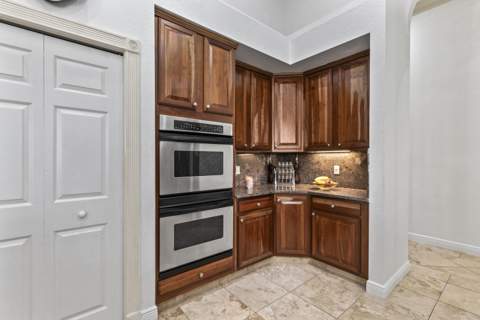 2296 Greenview Cove Drive, Wellington FL - photo 20 of 62