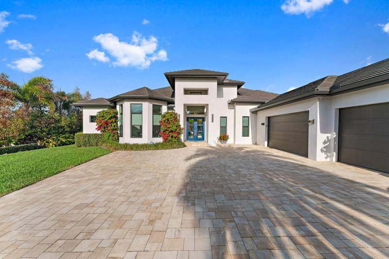 4 bedroom Single Family Residence at 17560 SE Conch Bar Avenue, INDIAN HILLS, Jupiter — photo 4