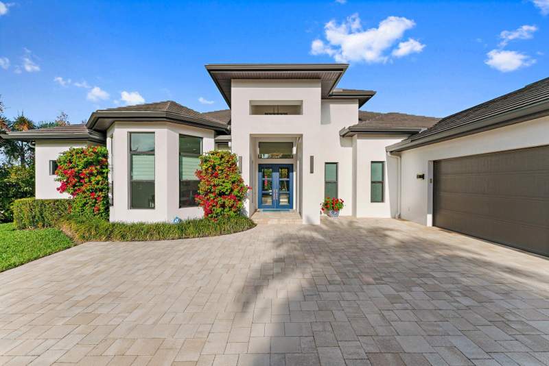 4 bedroom Single Family Residence at 17560 SE Conch Bar Avenue, INDIAN HILLS, Jupiter — photo 5