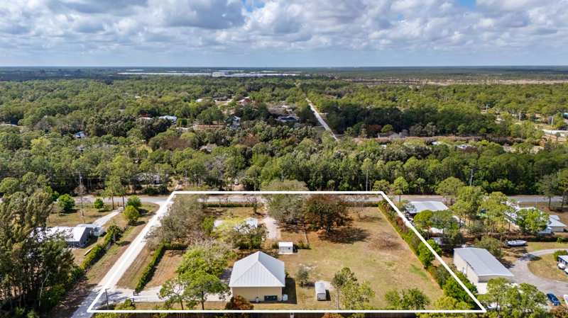 4 bedroom Single Family Residence at 15848 N 129th Pl, Acreage & Unrec, Jupiter Farms — photo 1