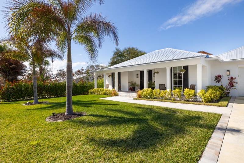 3 bedroom Single Family Residence at 5169 SE Horseshoe Point Road, Tall Pines, Stuart — photo 2