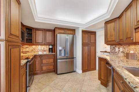 3560 S Ocean Boulevard #602, South Palm Beach FL - photo 11 of 47