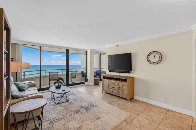 2 bedroom Condominium at 3560 S Ocean Boulevard #602, Thirty Five Sixty Condo, South Palm Beach — photo 4