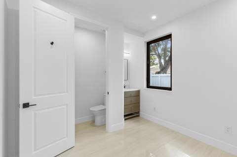 6997 NW 30th Terrace #D, Fort Lauderdale FL - photo 19 of 62