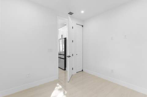 6997 NW 30th Terrace #D, Fort Lauderdale FL - photo 24 of 62