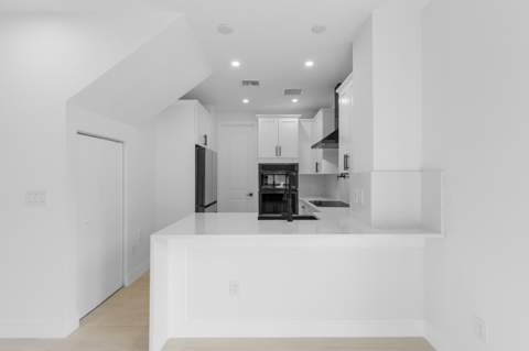 6997 NW 30th Terrace #D, Fort Lauderdale FL - photo 11 of 62