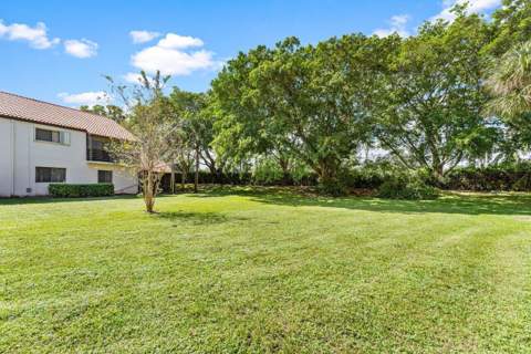 10 Via De Casas Sur #104, Boynton Beach FL - photo 23 of 39