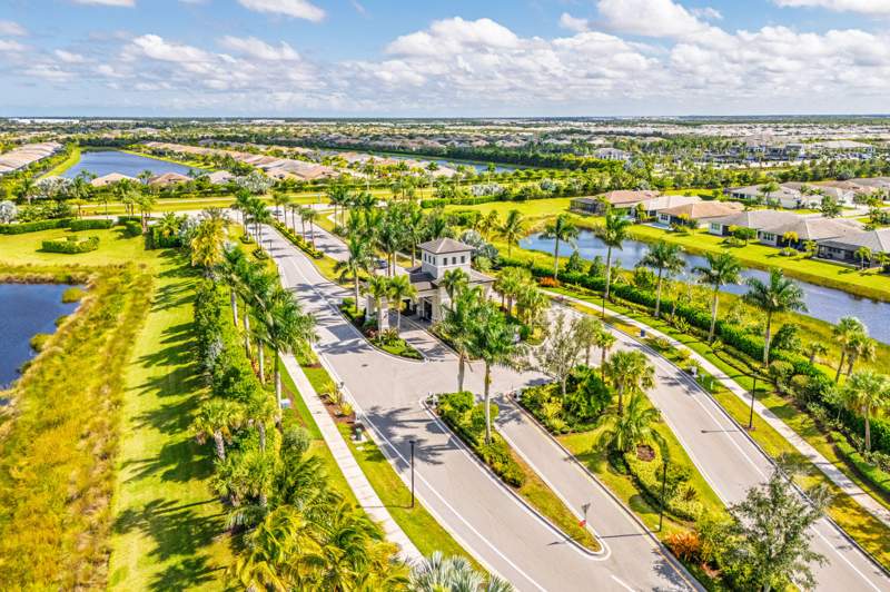 2 bedroom Single Family Residence at 13541 SW Oceanus Boulevard, Riverland Parcel C - Plat Ten Replat, Port St. Lucie — photo 3