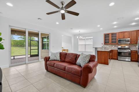 13541 SW Oceanus Boulevard, Port St. Lucie FL - photo 12 of 38
