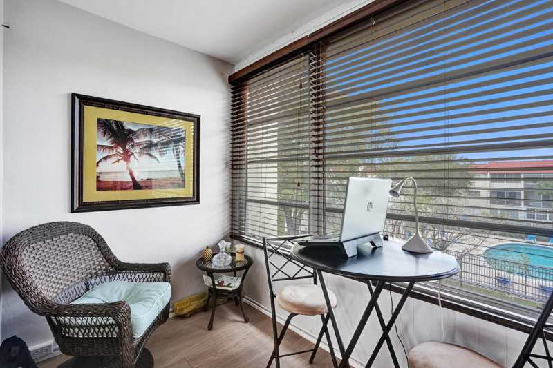 1 bedroom Condominium at 2901 E Sunrise Lakes Drive #305, Sunrise Lakes 16 Condo, Sunrise — photo 1