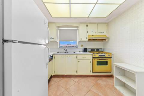 2915 Crosley Drive #Unit B, West Palm Beach FL - photo 13 of 23