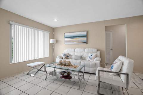 4708 NW 49th Drive, Tamarac FL - photo 8 of 35