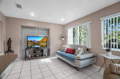 4708 NW 49th Drive, Tamarac FL - photo 17 of 35