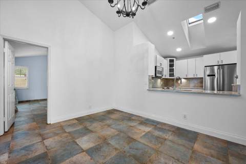11 Dorchester Circle, Palm Beach Gardens FL - photo 9 of 44