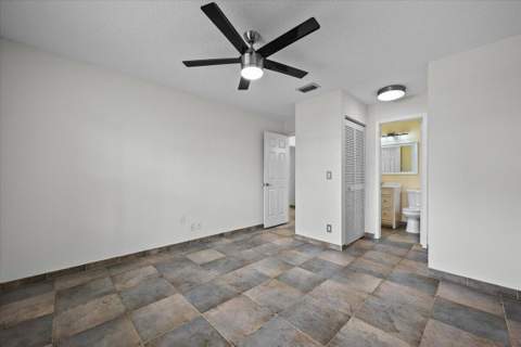 11 Dorchester Circle, Palm Beach Gardens FL - photo 15 of 44
