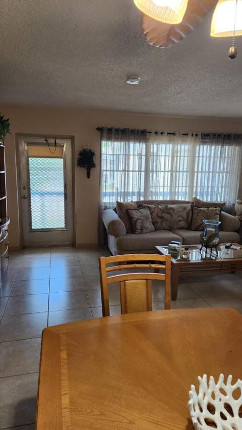 96 Andover D, West Palm Beach FL - photo 7 of 27