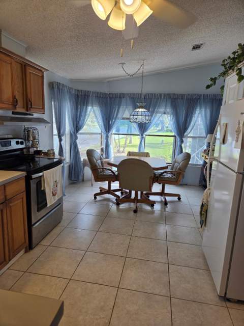 5650 Hemingway Court #9, Fort Pierce FL - photo 10 of 20