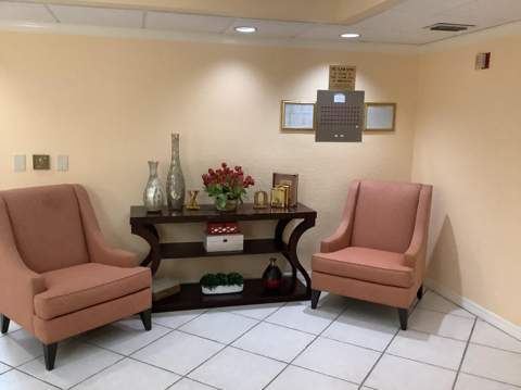 1300 Saint Charles Place #Unit Ph13, Pembroke Pines FL - photo 8 of 43