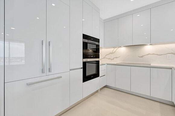 2 bedroom Condominium at 220 Lake Shore Drive #2105, Nautilus 220, Lake Park — photo 5