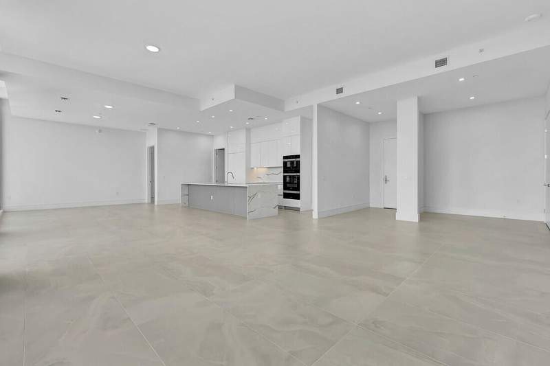 3 bedroom Condominium at 220 Lake Shore Drive #2411, Nautilus 220 Condo, Lake Park — photo 4