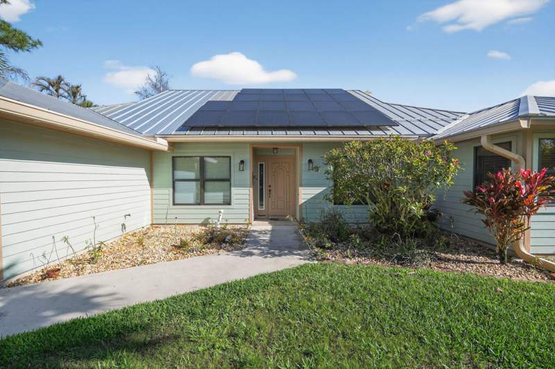 4 bedroom Single Family Residence at 8535 SE May Terrace, Papaya Village, Hobe Sound — photo 2