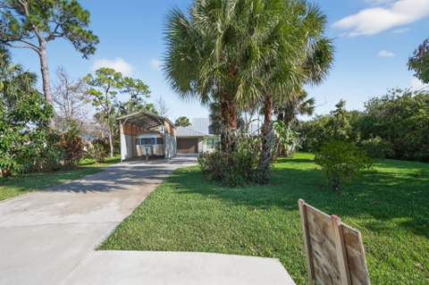 8535 SE May Terrace, Hobe Sound FL - photo 7 of 37