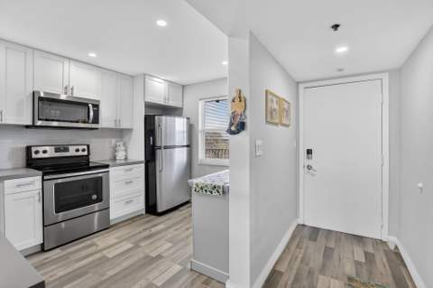 3910 Inverrary Boulevard #802-b, Lauderhill FL - photo 10 of 36