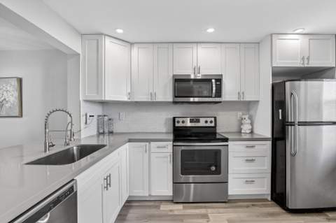3910 Inverrary Boulevard #802-b, Lauderhill FL - photo 8 of 36