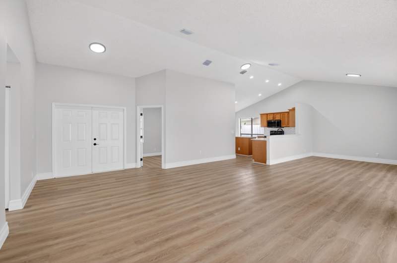 4 bedroom Single Family Residence at 9537 Majestic Way, Sun Valley 2, Boynton Beach — photo 4