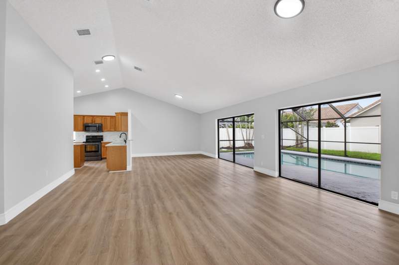 4 bedroom Single Family Residence at 9537 Majestic Way, Sun Valley 2, Boynton Beach — photo 5