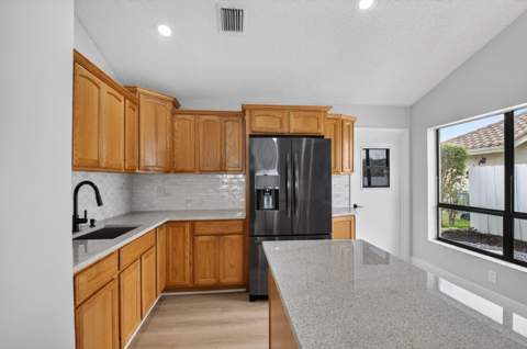 9537 Majestic Way, Boynton Beach FL - photo 9 of 28