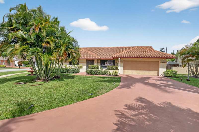 4 bedroom Single Family Residence at 9362 Laurel Green Drive, Sun Valley 2, Boynton Beach — photo 1
