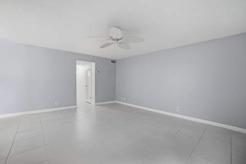 130 Doolen Court #108, North Palm Beach FL - photo 13 of 43