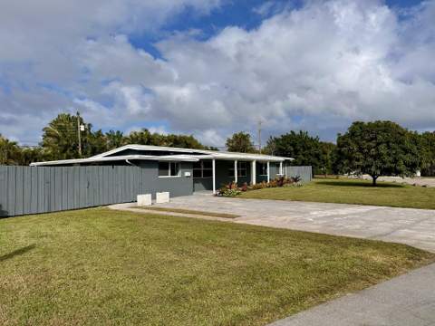 525 NE 27th Street, Wilton Manors FL - photo 10 of 43