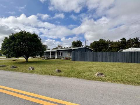 525 NE 27th Street, Wilton Manors FL - photo 11 of 43