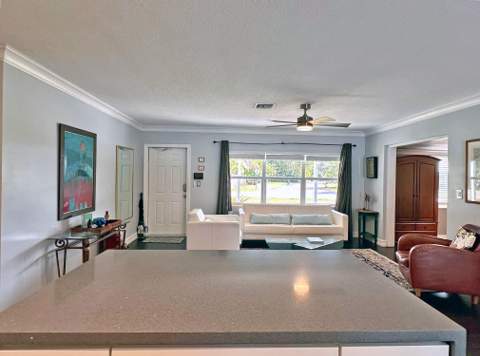 525 NE 27th Street, Wilton Manors FL - photo 22 of 43