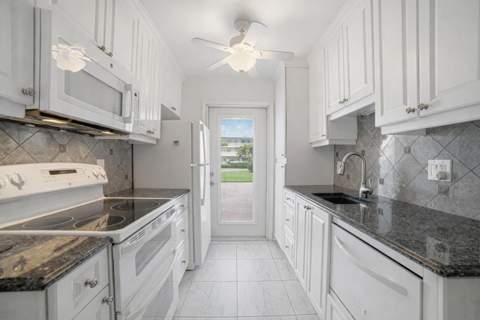130 Doolen Court #108, North Palm Beach FL - photo 18 of 43