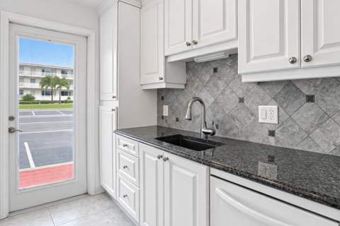 130 Doolen Court #108, North Palm Beach FL - photo 20 of 43