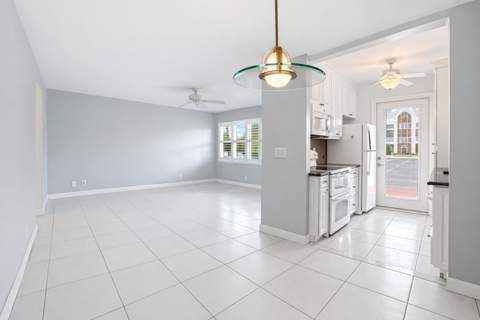 130 Doolen Court #108, North Palm Beach FL - photo 16 of 43