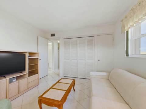 680 W Horizons W #212, Boynton Beach FL - photo 22 of 30