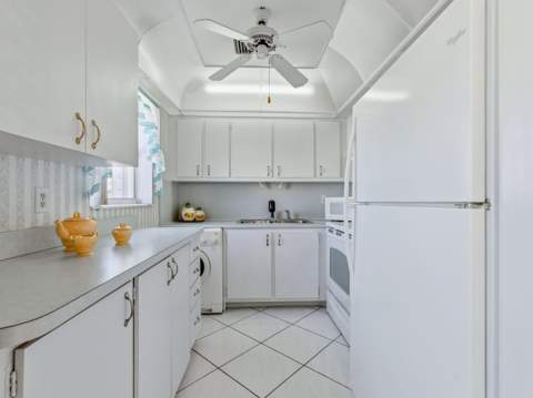 680 W Horizons W #212, Boynton Beach FL - photo 16 of 30